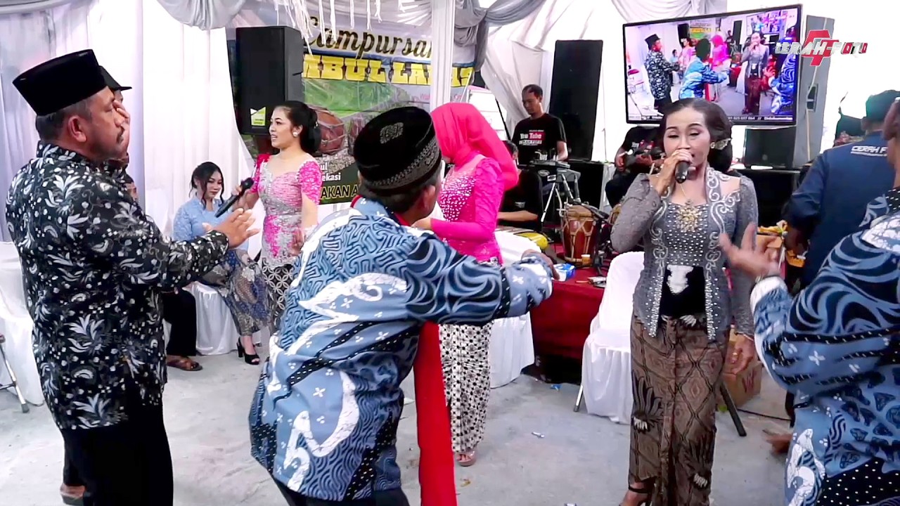 Gelang kalung -Nyidamsari - Caping GunungTayub SRAGENAN Cs.TIMBUL LARAS