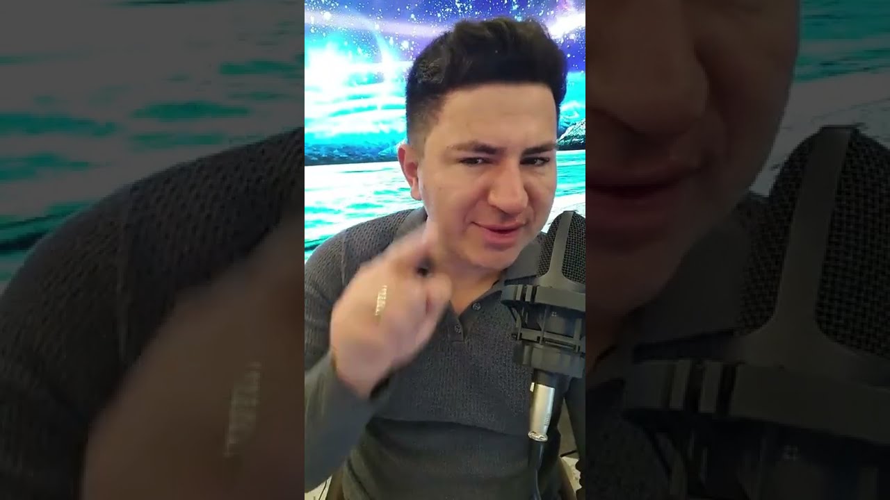 Ei..Apartir de hoje Deus está selecionando quem fica em sua vida e quem deve sair 🙌📖