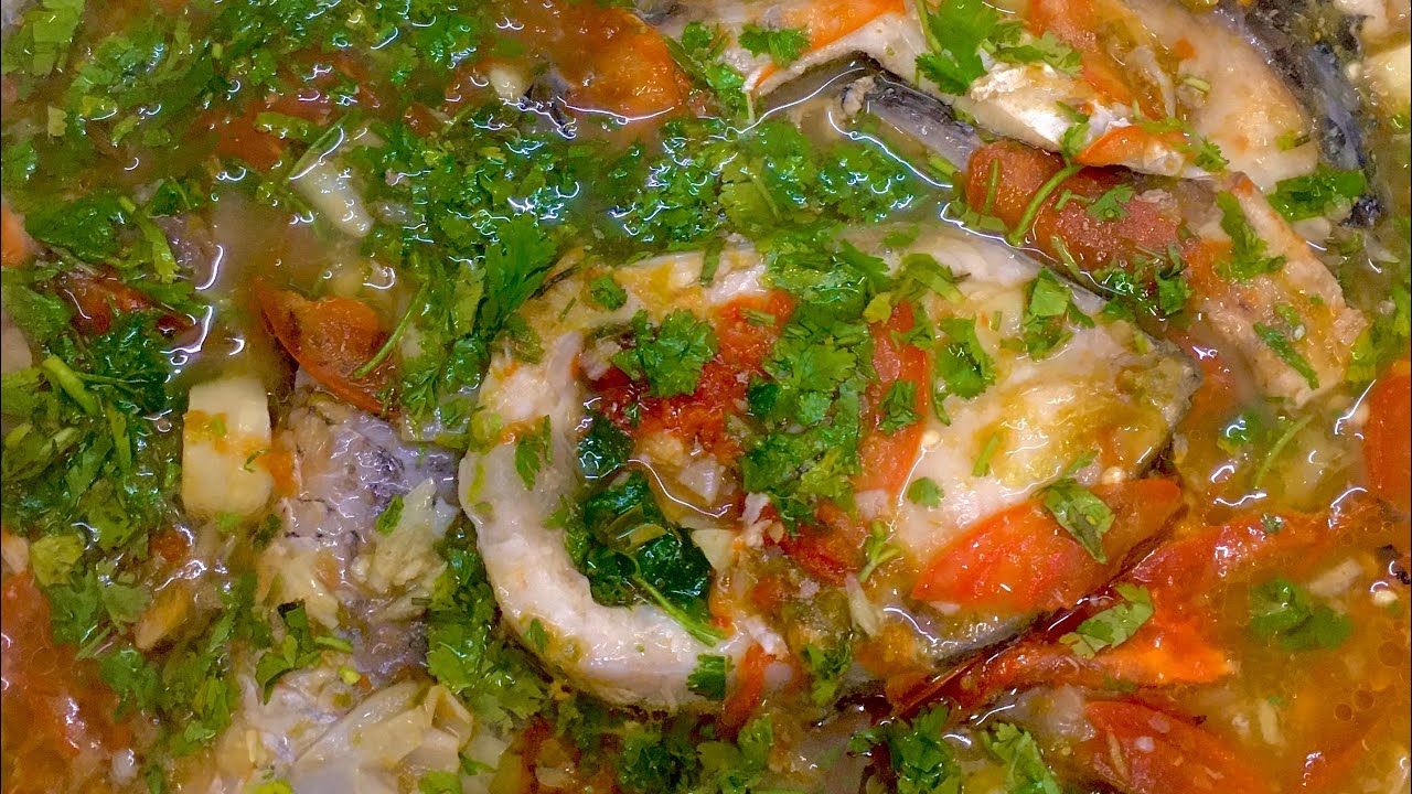 Rohu fish 🐟 with bamboo shoot curry in Naga style rohu fish 🐟 boil