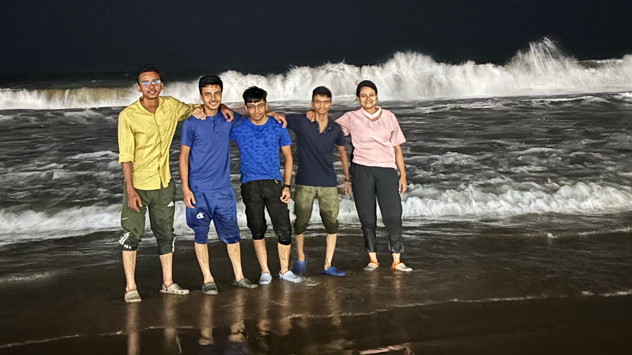 Joy jaganath 🙏🏻 | beach ke bicho bich 😅