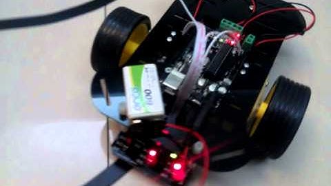 較便宜的循線車組裝方式(Line Tracking Robot)