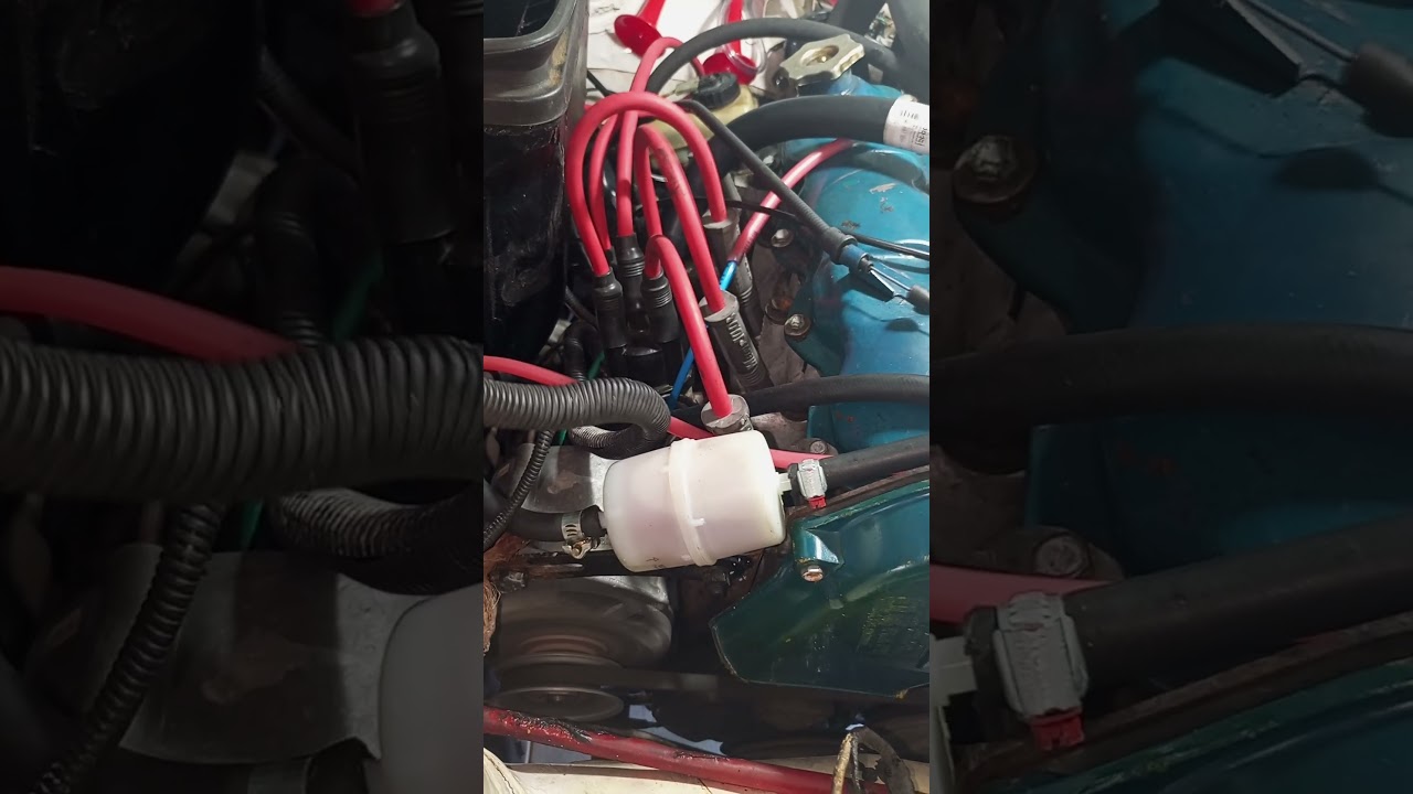 Fiat 147 com Carburador Weber álcool,cabos de vela de silicone. Micro Mecânica Franzin