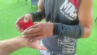 how to wrap hands for Muay thai