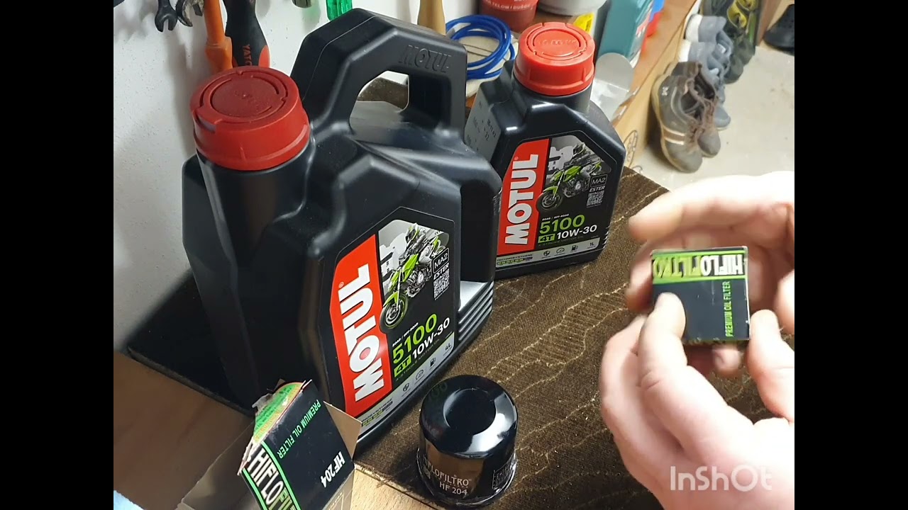 Výmena oleja a filtrov na Africa Twin DTC 1100 /       Oil and filter change on Africa Twin DTC 1100