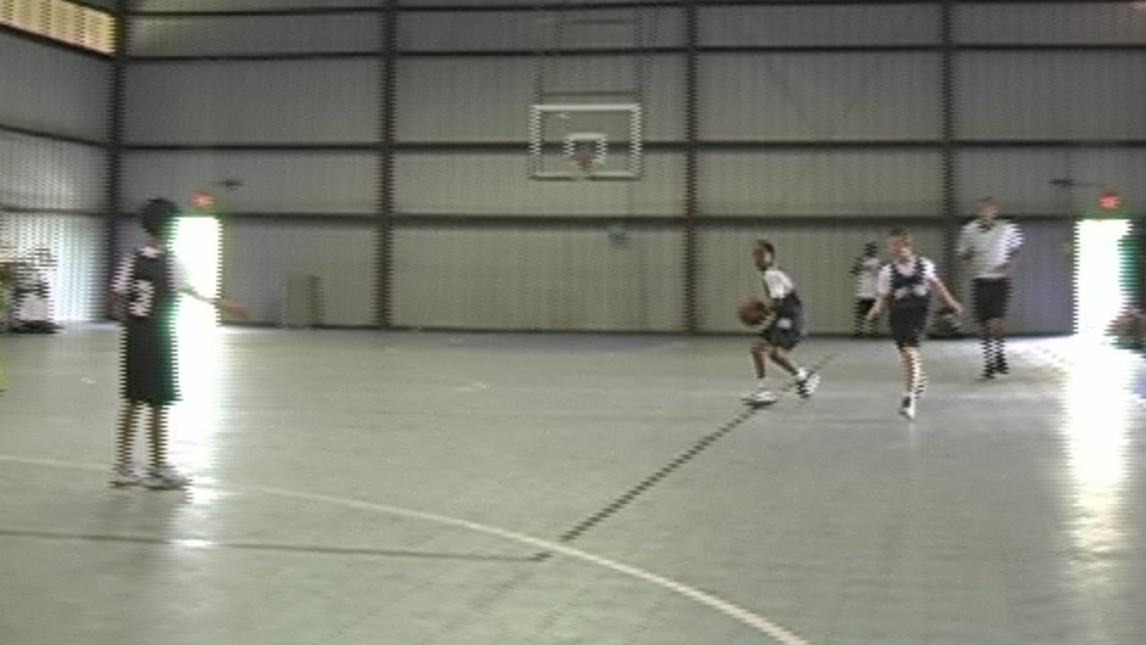 9 year old kid amazing half court buzzer beater