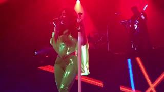 Bonus Footage: Marina and The Diamonds - "Savages" - Live - "Froot" Tour