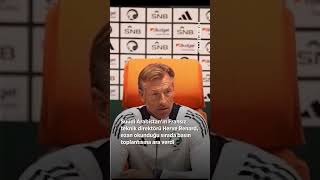Ərəbistan Millisinin Baş Məşqçisi Herve Renard Mətbuat Konfransı Zamanı Azan Səsini Eşidib Ara Verdi