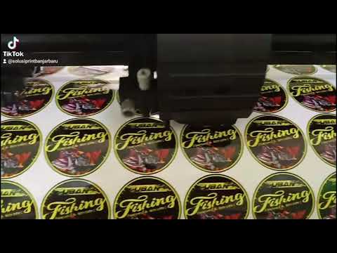 Dokumentasi produksi Cutting Sticker
