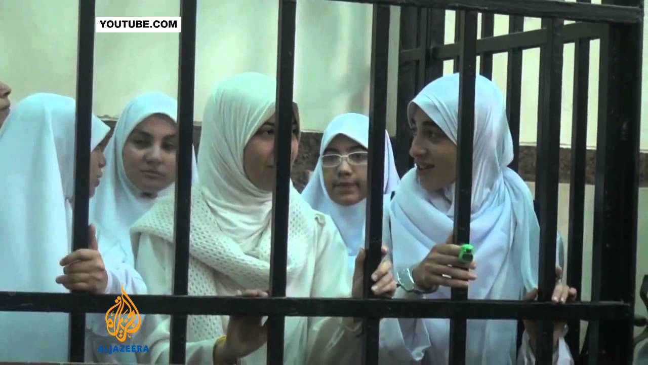 غضب في مصر إزاء الأحكام القاسية