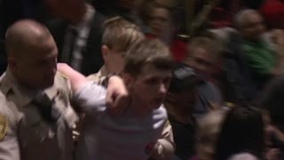Source: Man who grabbed gun threatened to harm Trump