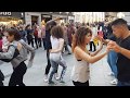 Peruano llevando alegria bailando salsa cubana el pblico  se une madrid timbera