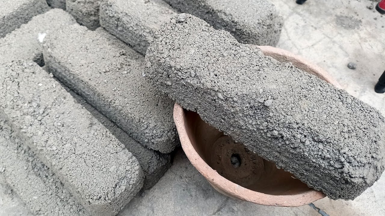 Asmr:Earthy Dusty Gritty Cement Crumbling Dry Clay Pot & Water Whole Crumbling & Dipp🖤🤍#asmr #shorts