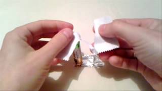 How To Make A Fire With Two Aa Battery And The Gum Wrapper - Огонь Из Батарейки