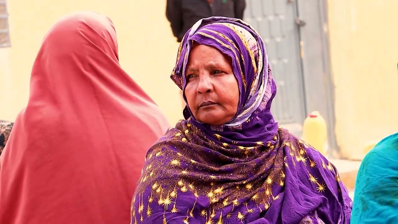 Wasiirka Beeraha JSL ayaa Deeq Raashin ah gaadhsiyay qoysaska Danyarta ah ee ku nool xaafadda Daami