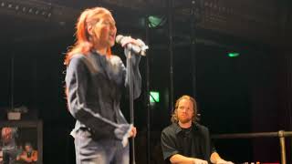 Download Mp3 Mimi Webb-Love Language @ Circuit, Kingston, 15th September 2025  Gudang lagu Download Mp3 Mimi Webb-Love Language @ Circuit, Kingston, 15th September 2025