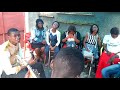 Fr Henoch Junior Yamba en répétition de sa nouvelle chanson NALINGI YO tirée de son album EMMANUEL