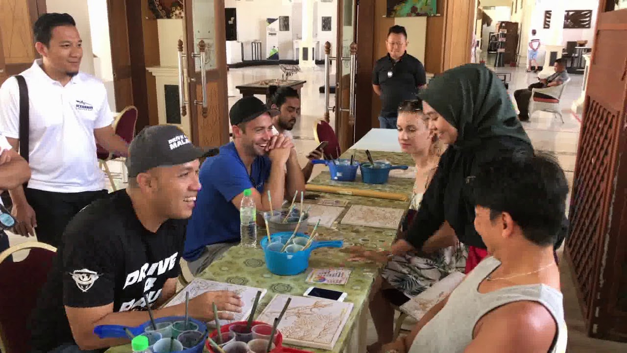 Cody Walker's visit to Langkawi Craft Complex, Langkawi on 16 October 2019 