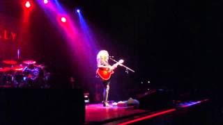 Tori Kelly - "P.Y.T." The Wiltern