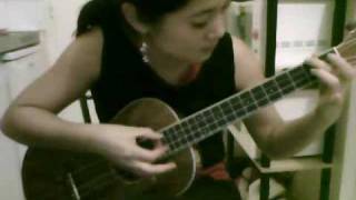 Video thumbnail of "Bella's lullaby ukulele baryton"