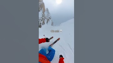 Bro was just skiing down Mt. Everest 😂💀 #shorts (via Owen Leeper/TT)