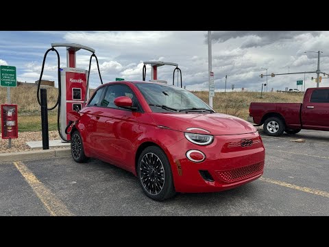 The Fiat 500e Has Weak Range But Charging Is Okay - 70-MPH Highway Range and 0-100% Charging Test