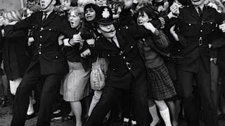 Beatlemania Hits America - Feb 09 - Today In Music