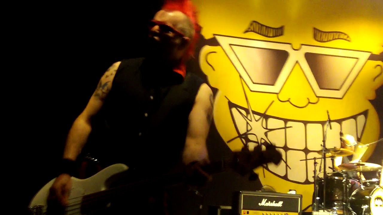 The Toy Dolls Alec's Gone Argentina 2018 YouTube