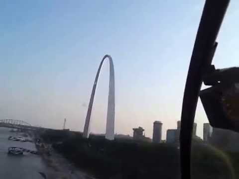 Flying thru New St. Louis Arch helicopter ride. - YouTube