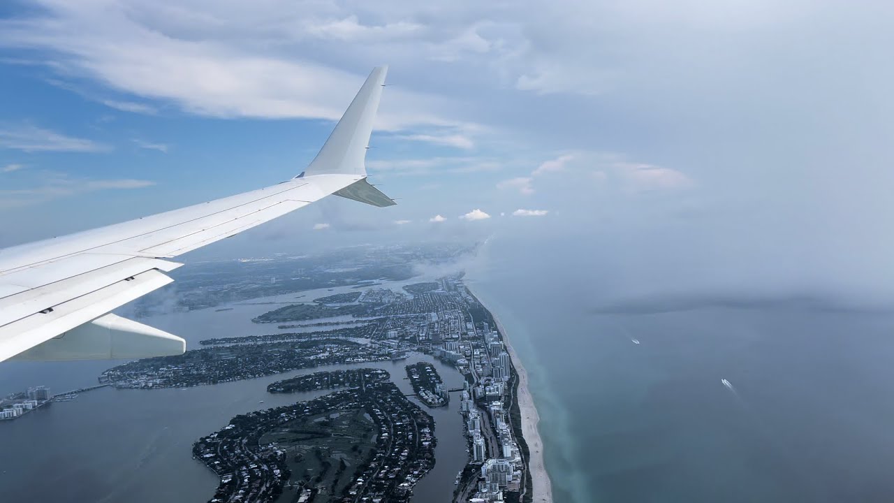 GORGEOUS MIAMI APPROACH | American Airlines B737 landing at KMIA - YouTube