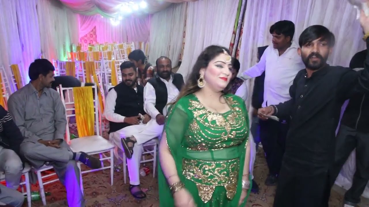Mehndi Dance | Dancer Girl