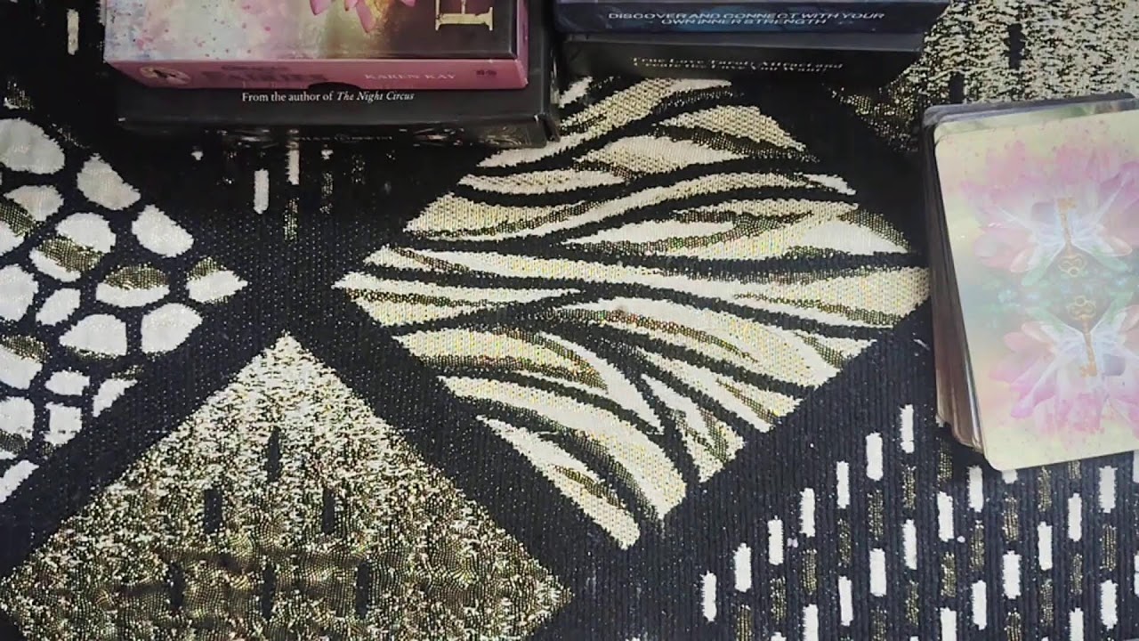 Live free tarot card reading and Angel guidance 