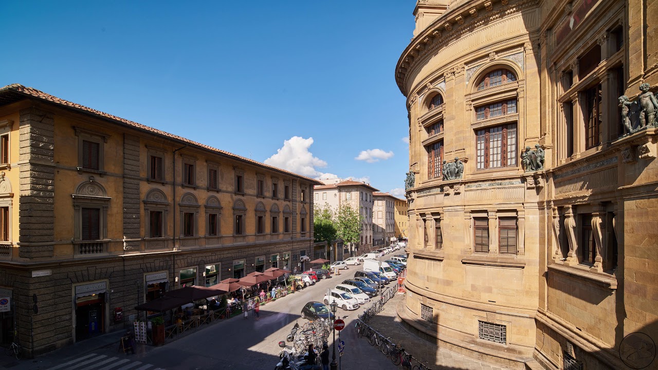 Time-Lapse di via Antonio Magliabechi con Biblioteca Nazionale in 4K