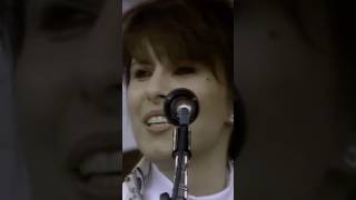 Download Lagu 'Back On The Chain Gang' at @LiveAid, 1985. #Pretenders #ChrissieHynde #LiveAid #80sMusic #Rock MP3