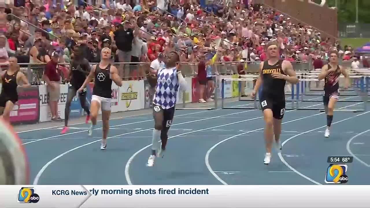 Seals and Clear Creek-Amana break two 3A records in an hour