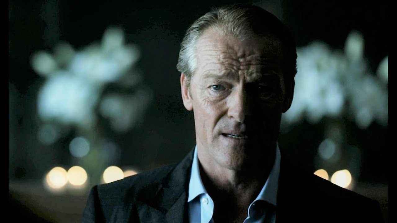 IAIN GLEN  -  BRUCE WAYNE  -  part 3