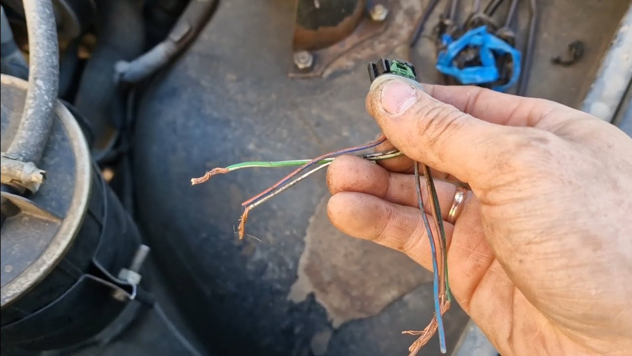 Победил ошибку педали и дроссельной заслонки на Хантере. - YouTube