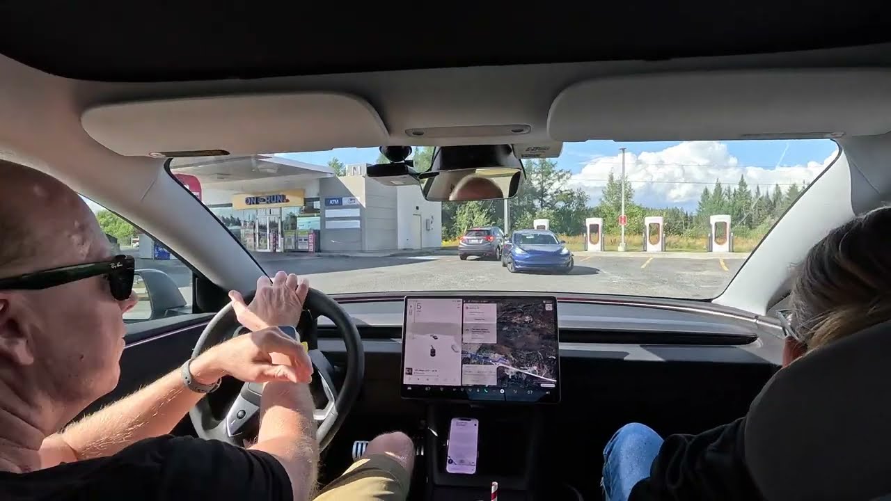 Toronto to Sault Ste. Marie, MI 🇨🇦➡️🇺🇸 | Tesla Model 3 Highland Performance Road Trip!