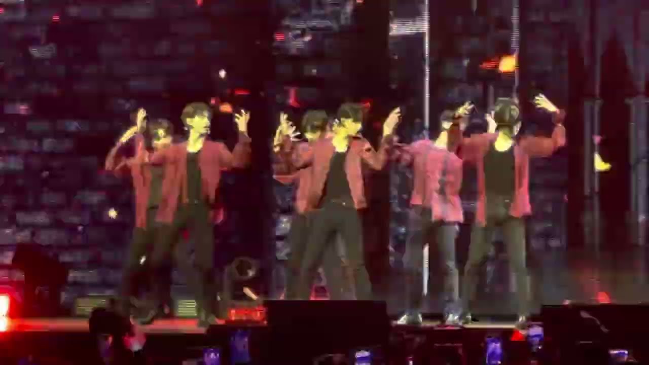 ENHYPEN Manifesto Tour in Anaheim - Drunk-Dazed + One In A Billion