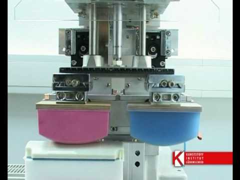 Oberflaechentechnik fuer Kunststoffe: Tampondruck - YouTube