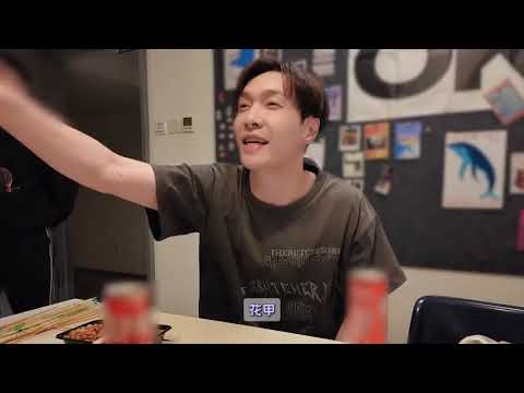 LAY ZHANG Midnight Snack + Studio Work | 张艺兴 Studio Weibo Update | 2026Apr18