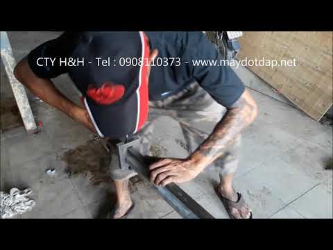 Video máy dập khuôn đột lỗ 15 vuông tren hộp inox 25 vuông - youtube