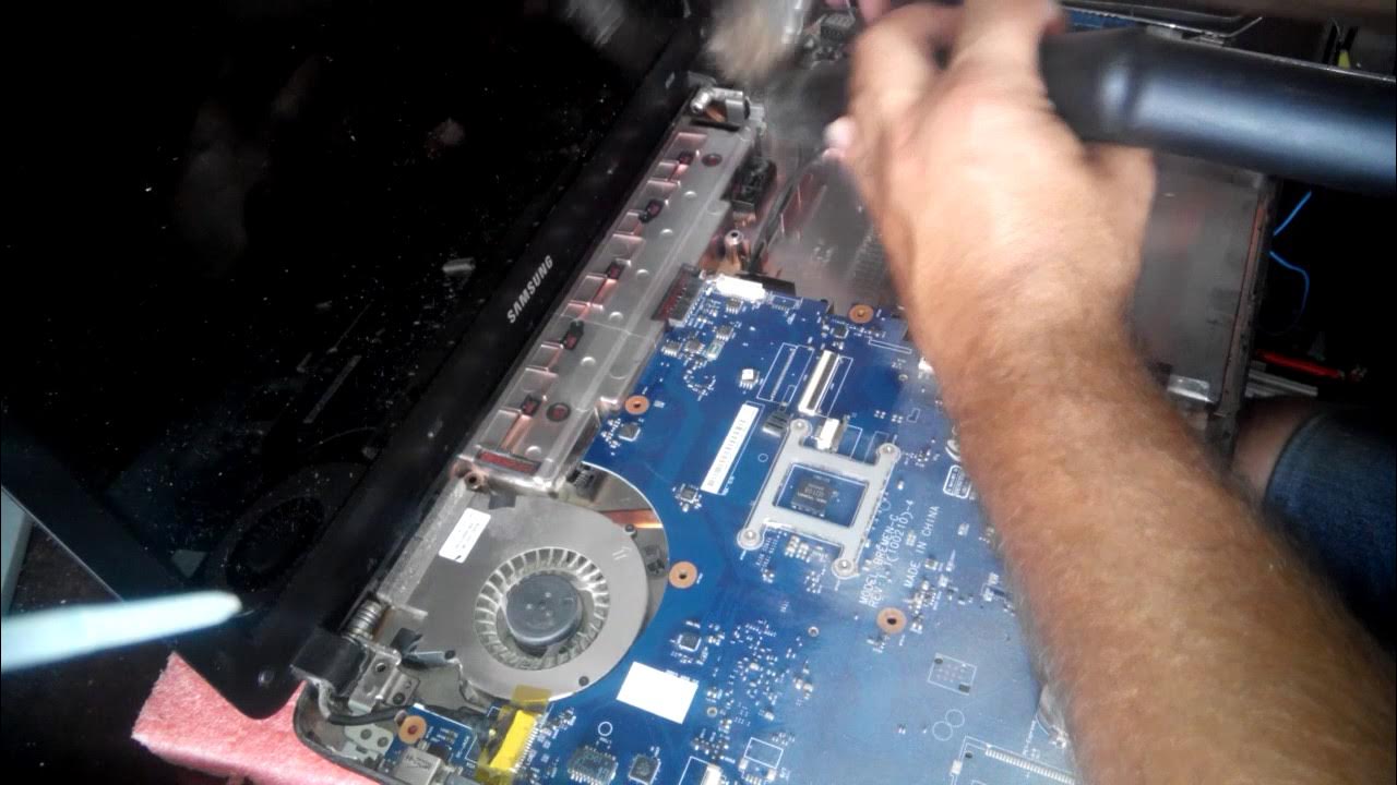 Как разобрать для чистки samsung r520