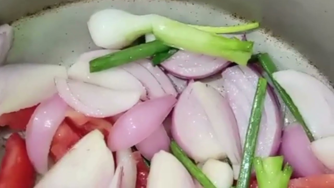 Preparando un delicioso Tallarín Saltado Criollo