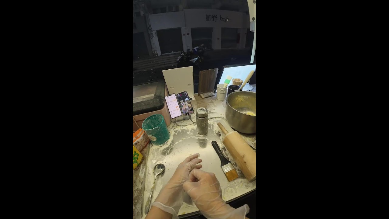 Sweetie's Basque/Durian Cake Street Food 🔴Live stream🔴