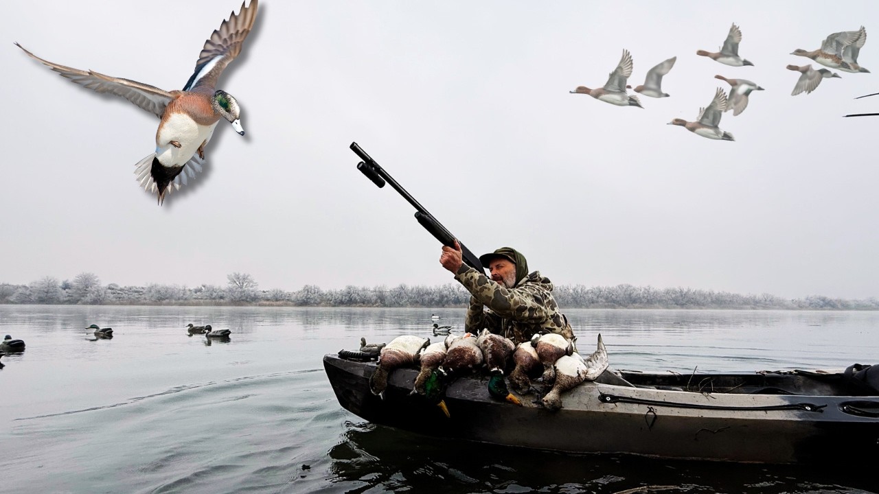 Охота на уток в туманную погоду в конце сезона на отдалённой реке
