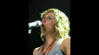 Watch Jennifer Nettles Come Home Blues video