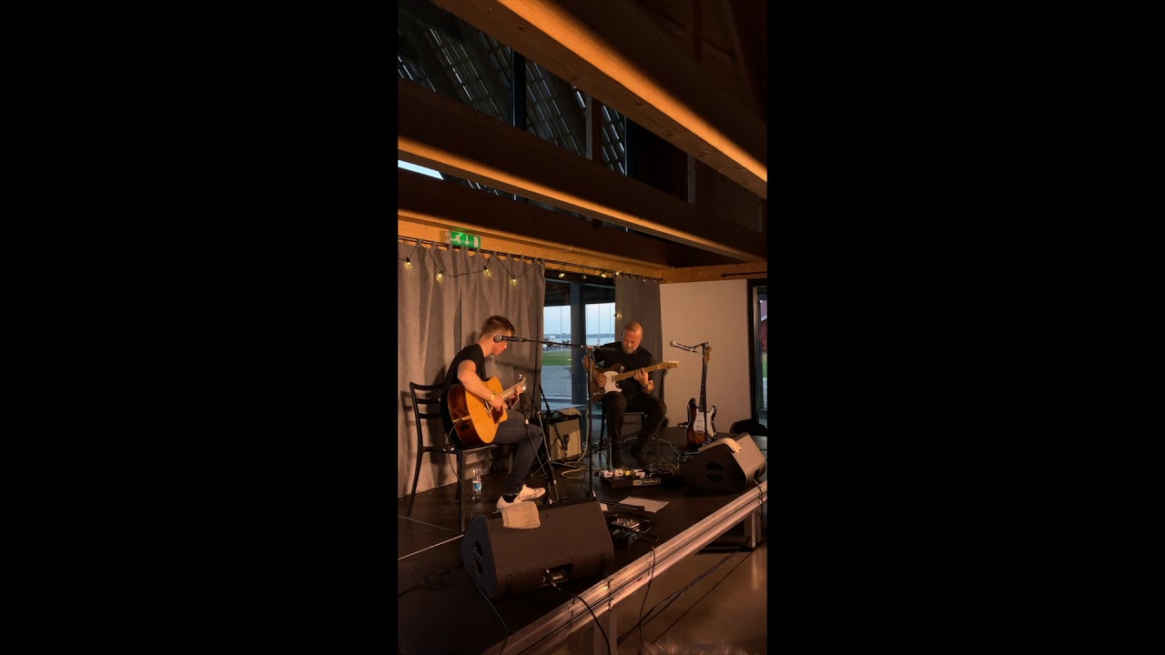 Carlos & Raul Ukareda – Tulek