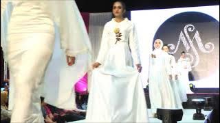 Download lagu IIFW 2017 Day 2 @ Fashion Runway by Martini Suarsa