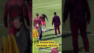 Renato Nhaga Hünerlerini Gösteriyor