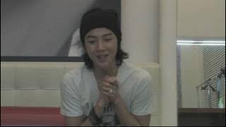 Jang Geun Seok speaks English and Filipino